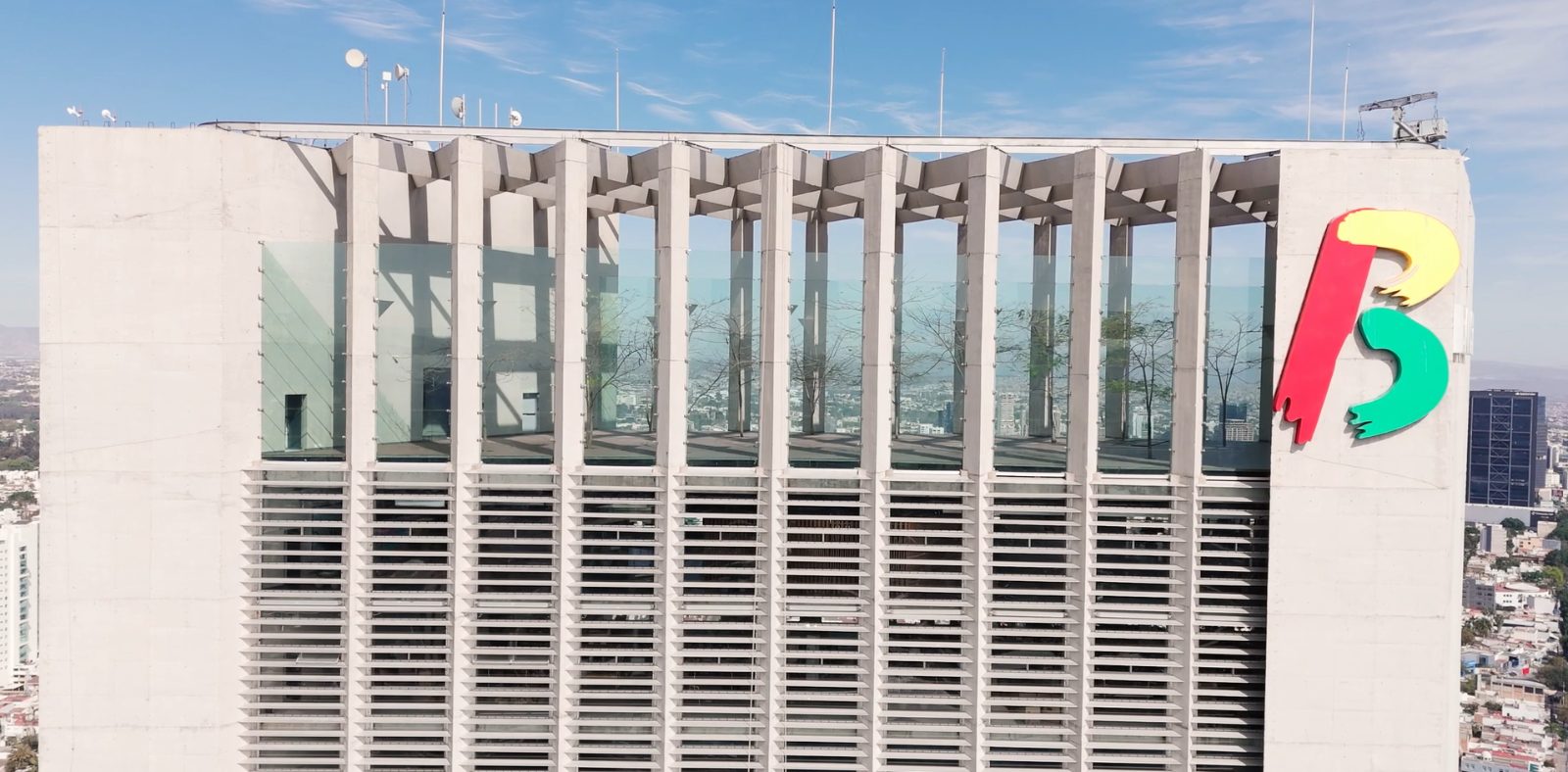 Oficina en venta torre BANSI piso 28 de 883m2 en Ladron de Guevara